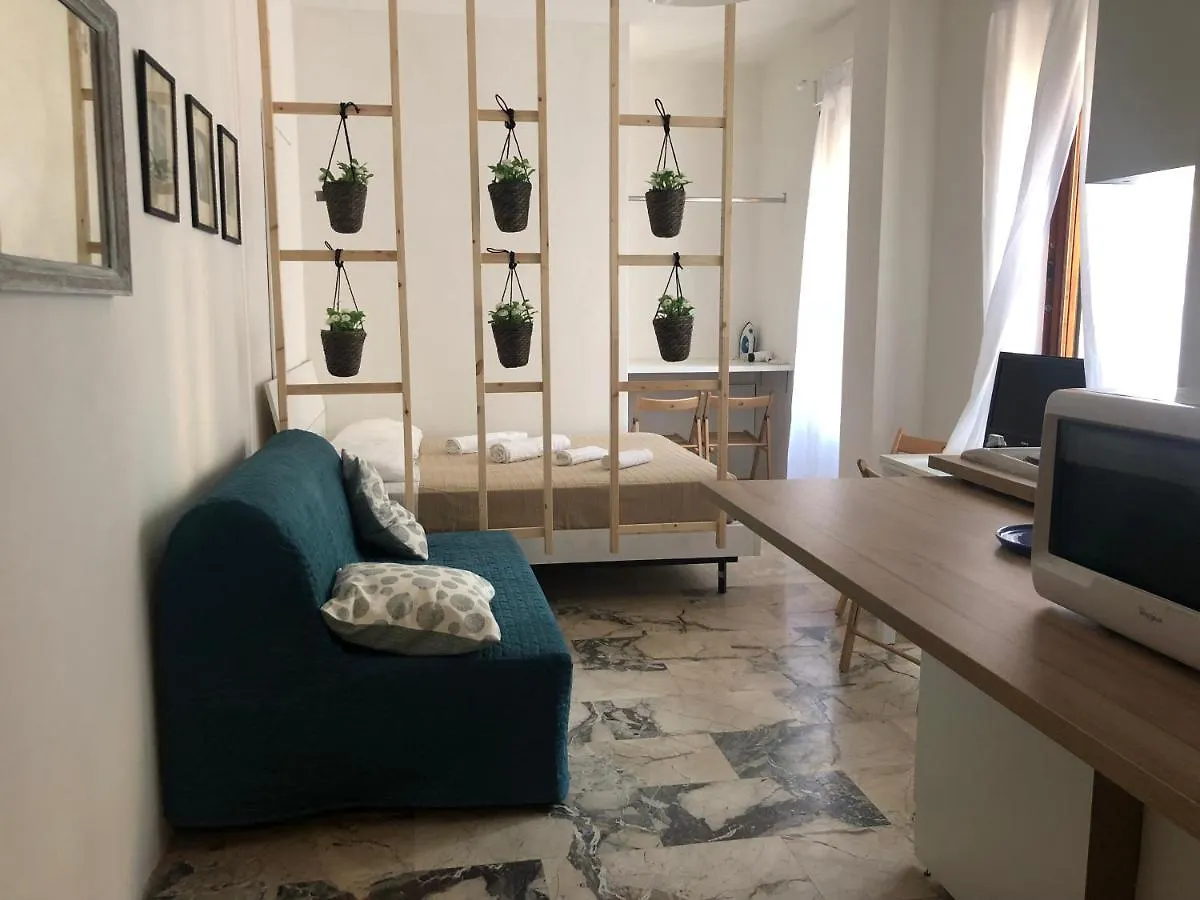 Appartamento Martini 33 contacts